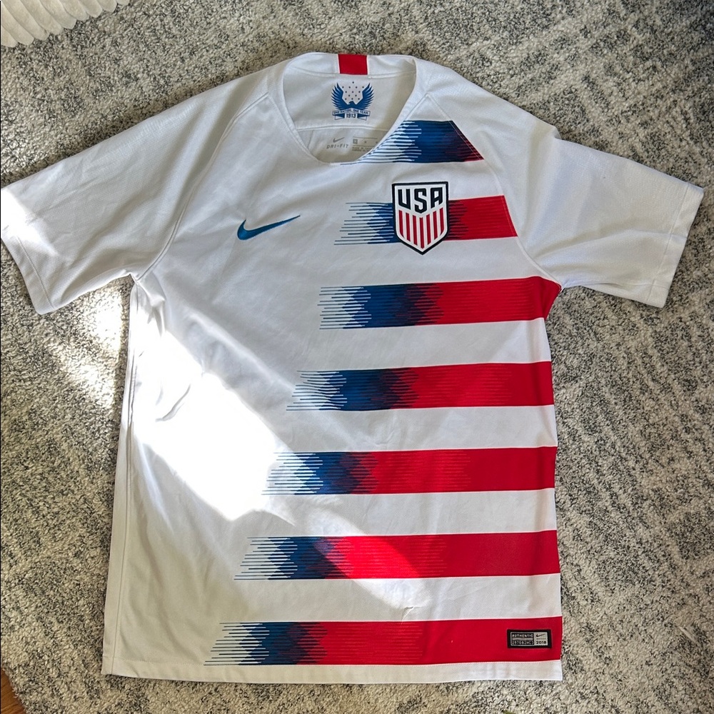Nike White and Red USA Soccer Jersey
